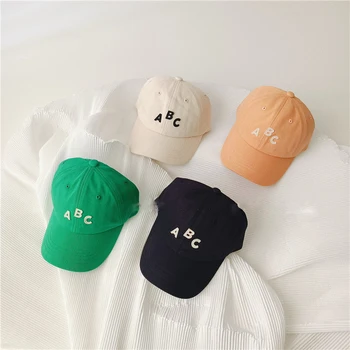 Бейсболка ярких цветов в корейском стиле с буквенной вышивкой, модные повседневные головные уборы для мальчиков и девочек, красивая кепка от 2 до 8 лет